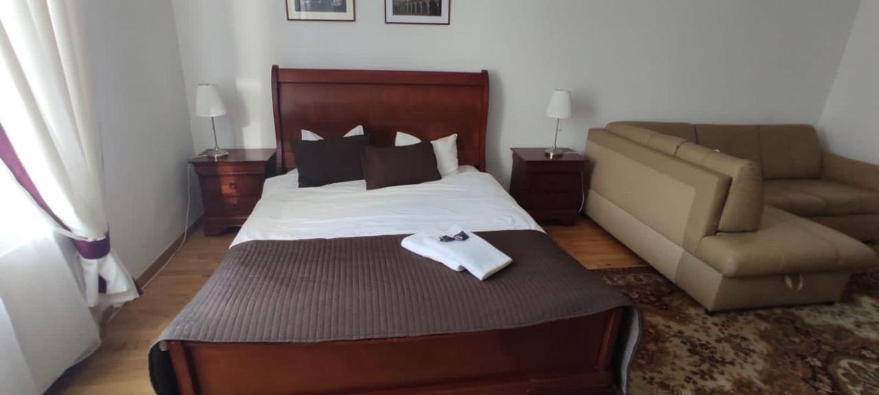 Apartment Swietego Tomasza Krasków Εξωτερικό φωτογραφία