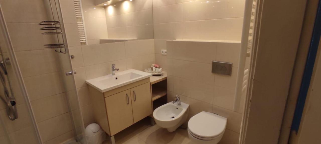 Apartment Swietego Tomasza Krasków Εξωτερικό φωτογραφία