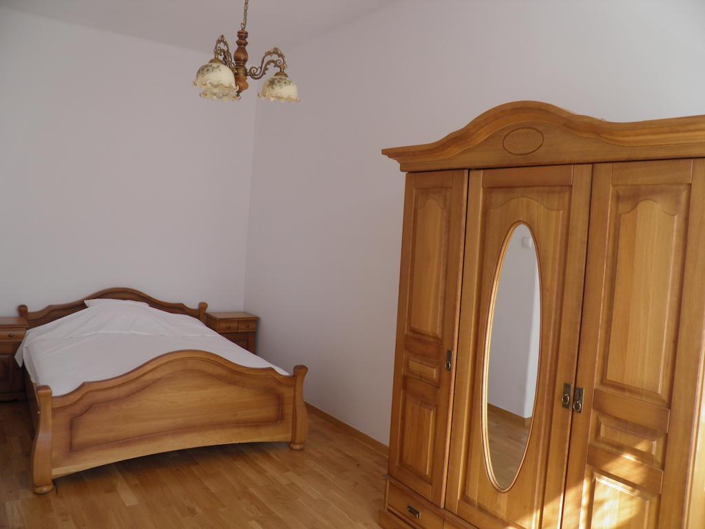 Apartment Swietego Tomasza Krasków Δωμάτιο φωτογραφία