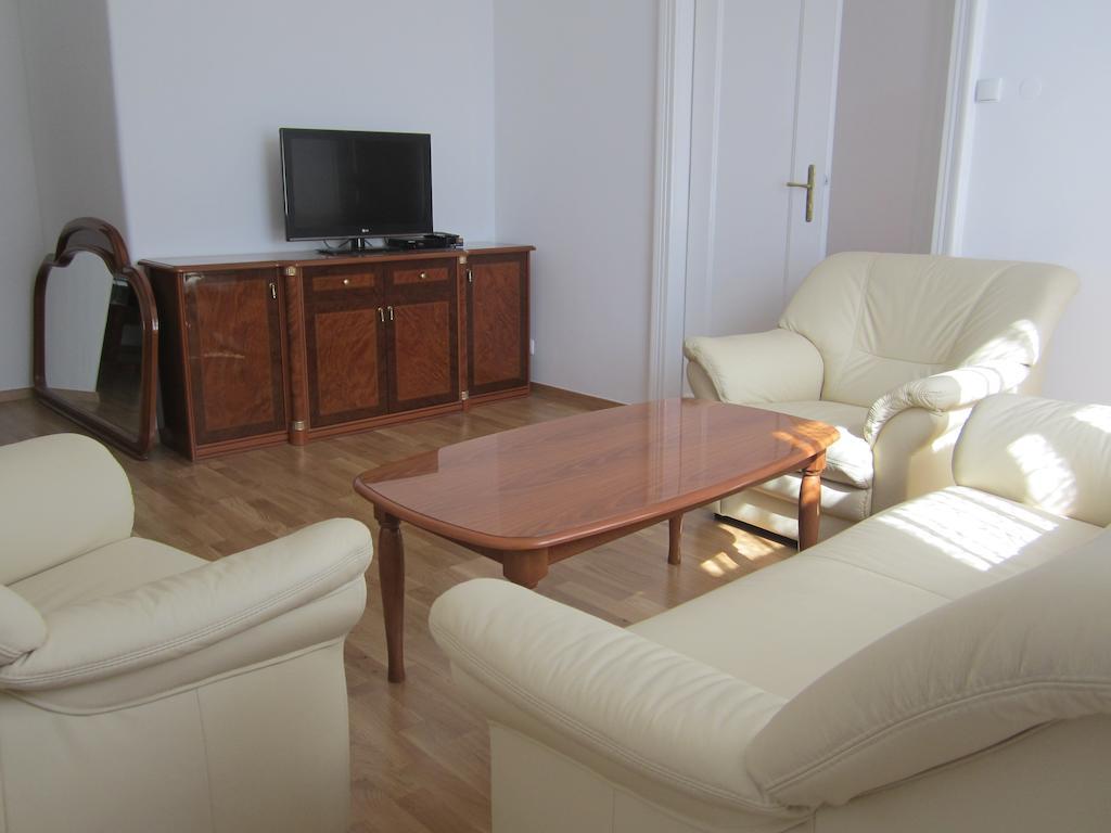 Apartment Swietego Tomasza Krasków Δωμάτιο φωτογραφία